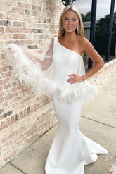 Chic One-Shoulder Mermaid Long Wedding Dress with Feathered Cape